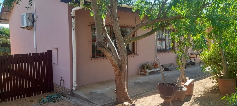 3 Bedroom Property for Sale in Moorreesburg Western Cape